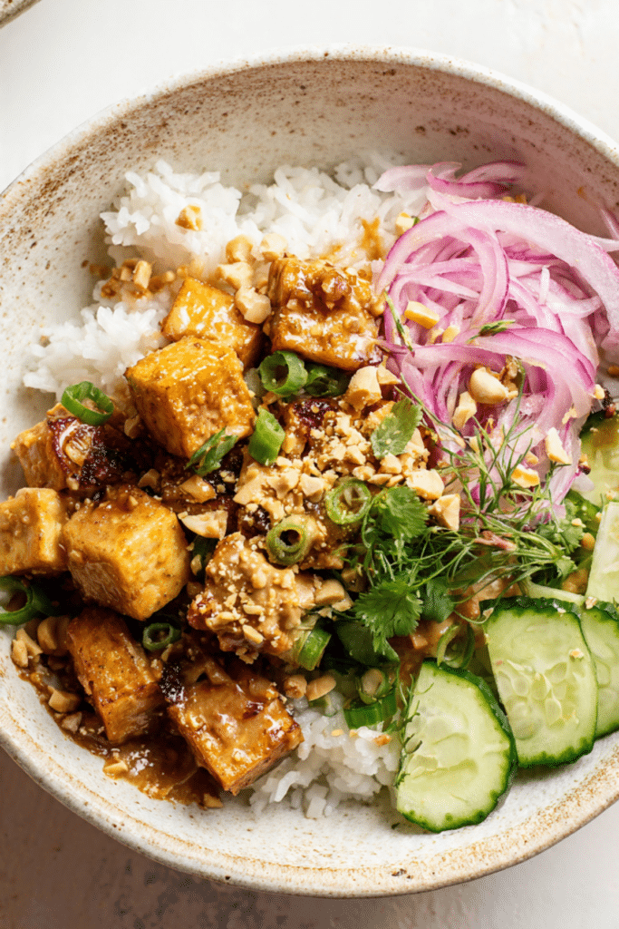 Spicy Peanut Tofu Bowls