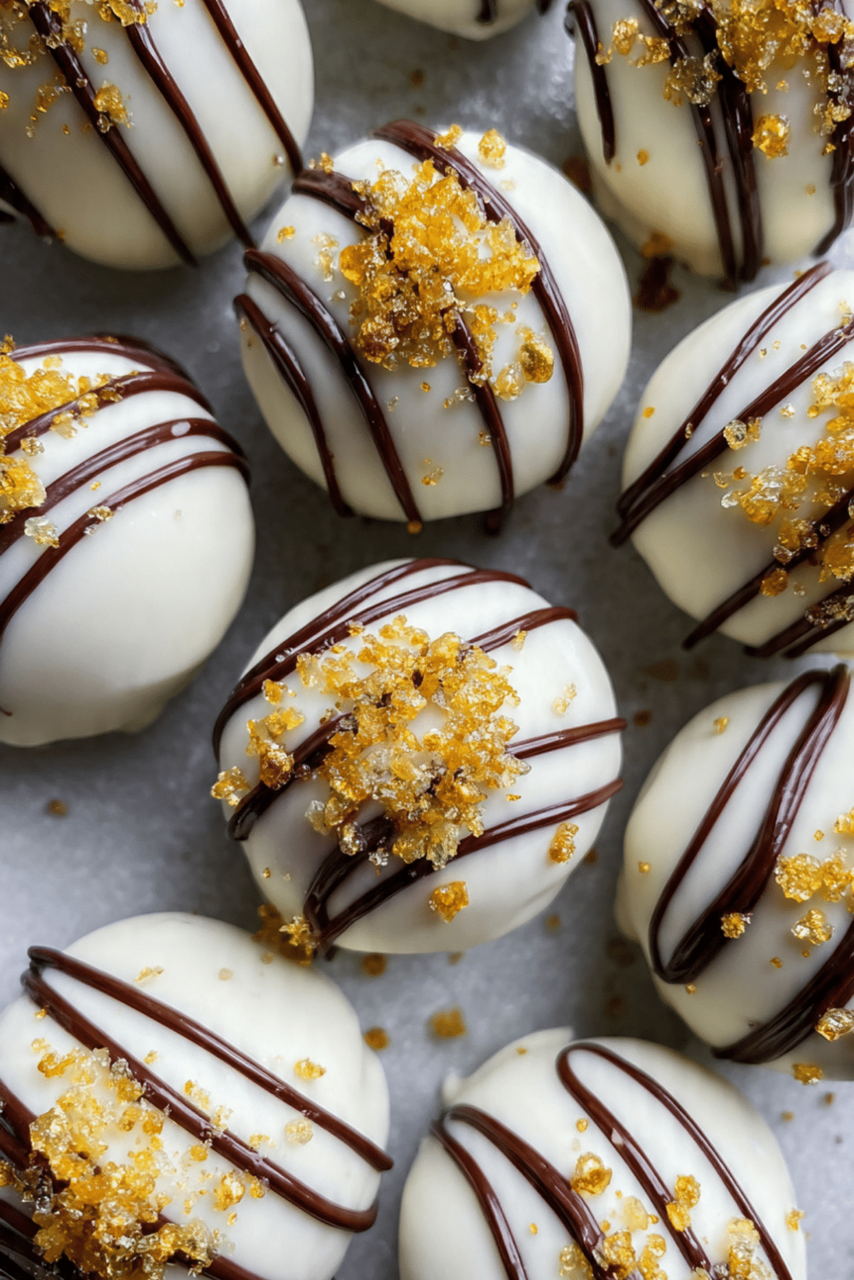 Minty Chocolate Holiday Cake Bites